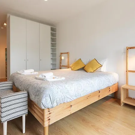 Modern & Bright Avenidas Novas By Homing شقة