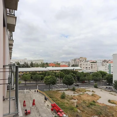 Modern & Bright Avenidas Novas By Homing Apartmán