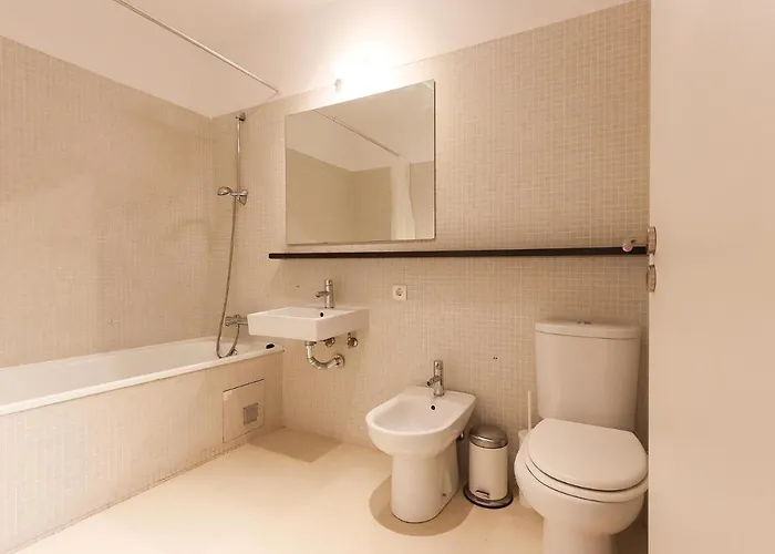 Modern & Bright Avenidas Novas By Homing Lägenhet *